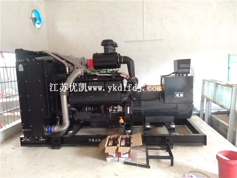 2021年5月17日，600KW上柴發電機組交付廣西欽州某養豬場使用