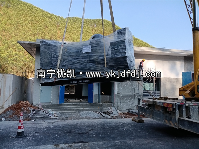 2022年12月15日，120kw-500kw上柴發(fā)電機組某高速公路安裝現(xiàn)場